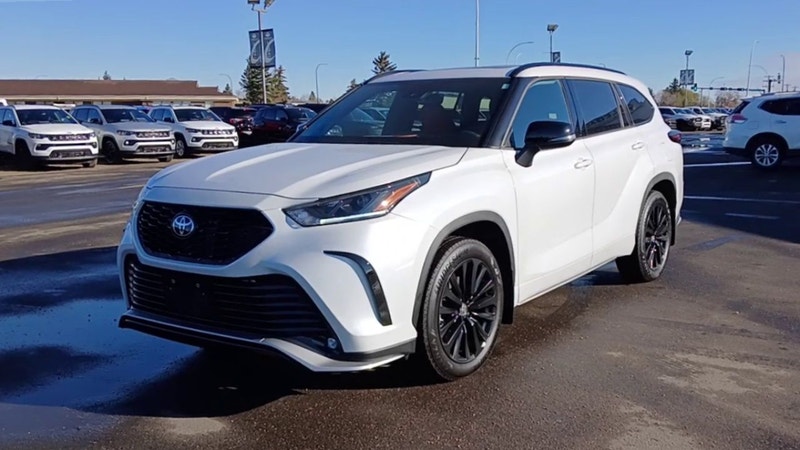 2024 Toyota Highlander XSE AWD Loaded Call Bernie 780-938-1230 | Cars ...