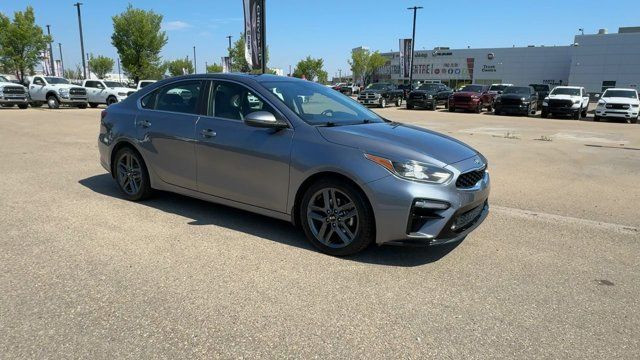 2021 Kia Forte EX | 8 Inch Touchscreen | Apple CarPlay in Cars & Trucks in Edmonton - Image 3