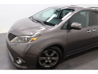 +Sièges en cuir / Leather interior +Sièges chauffants / Heated seats +Bluetooth +Hayon électrique /... (image 2)