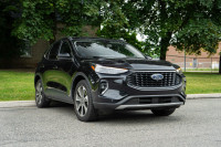 2023 Ford Escape Platinum – Fully Loaded Luxury SUV The 2023 Ford Escape Platinum blends modern styl... (image 2)