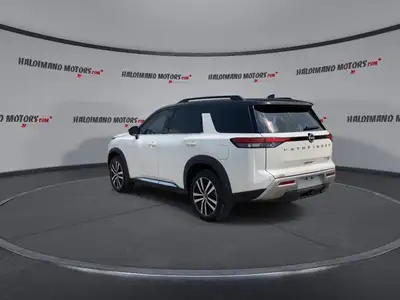 2024 Nissan Pathfinder Platinum 4WD | Remote Start | Leather, View more
