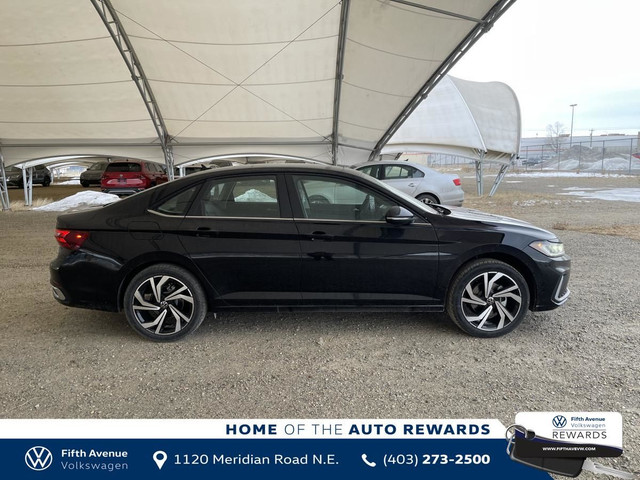 Volkswagen Jetta Highline 2025 in Cars & Trucks in Calgary - Image 4