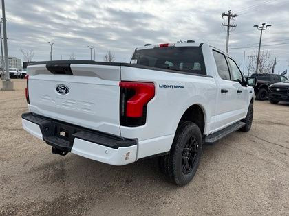 2025 Ford F-150 Lightning XLT 311A w/MAX TOW, TAILGATE STEP & 2. in Cars & Trucks in Edmonton - Image 3