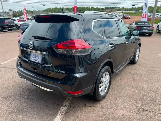 2017 Nissan Rogue SV AWD, ALLOY, SUNROOF in Cars & Trucks in Charlottetown - Image 8