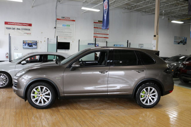 2011 Porsche Cayenne S HYBRID - AS IS|PANOROOF|NAVIGATION|CAMERA in Cars & Trucks in City of Toronto - Image 2