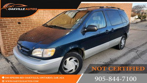 1998 Toyota Sienna 4dr XLE