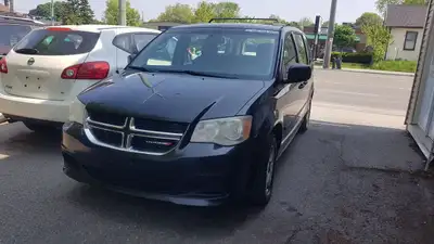 6 Cylinder Engine, Automatic Transmission, STO N GO SEATS, Dual Sliding Doors, 7 Passenger Seating,...