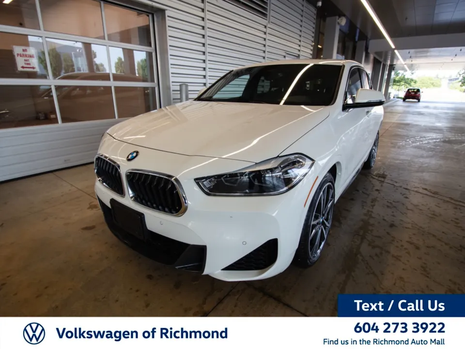 2022 BMW X2 xDrive28i | Sunroof | Navigation | Bluetooth | Heate