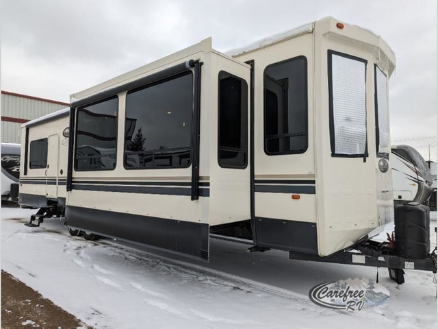 2019 Forest River RV Cedar Creek 40CCK in Travel Trailers & Campers in Edmonton