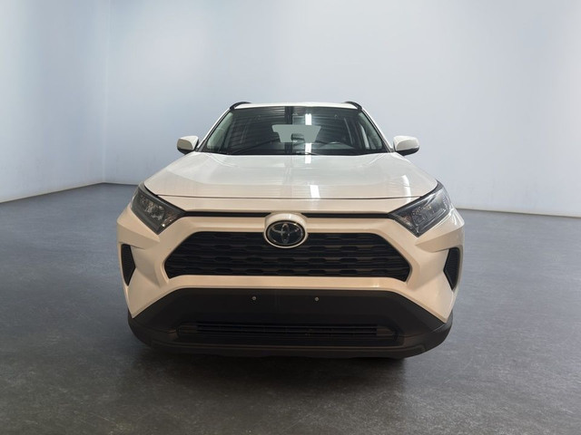 2021 Toyota RAV-4 LE AWD CRUISE BLUETOOTH SIEGES CHAUFFANTS CARP in Cars & Trucks in Laval / North Shore - Image 2