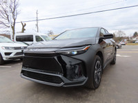 15,000KMS O N L Y - 100% CANADIAN VEHICLE Visit Our Website @ EliteLuxuryMotors.ca Please note that... (image 5)