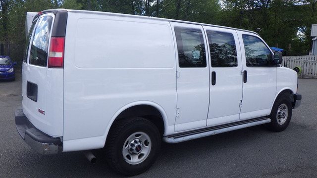 2015 GMC Savana G2500 in Cars & Trucks in Tricities/Pitt/Maple - Image 4