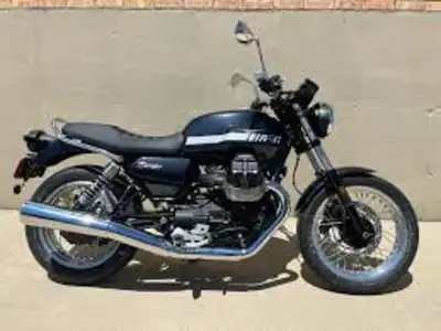 GREAT REBATES THIS MONTHPRICED TO MOVECALL OR TXT 403-230-1920 FOR MORE DETAILS 2024 Moto Guzzi V7 S...