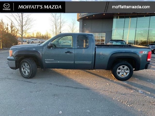 2011 GMC Sierra 1500 SLE TRUCK SOLD AS IS in Cars & Trucks in Barrie - Image 2