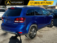 TAKE ON THE ROAD IN STYLE WITH THE 2015 DODGE JOURNEY CROSSROAD! THIS SUV OFFERS SEATING FOR 7, A SP... (image 4)