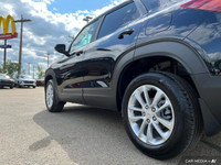 Remote Start, Back-Up Camera, Apple Carplay & Android Auto, Lane Keep Assist, Lane Departure Warning... (image 9)