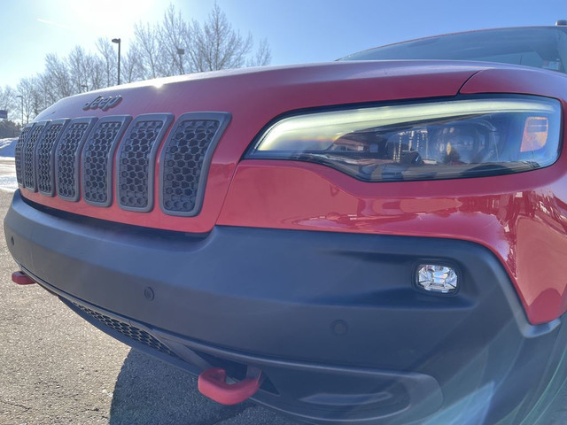 2019 Jeep Cherokee Trailhawk ELITE | NAV | SUNROOF | TOW | TECH  in Cars & Trucks in Edmonton - Image 4