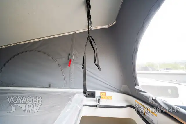 2025 Winnebago Ekko 22A AWD POP-TOP in RVs & Motorhomes in Kelowna - Image 38