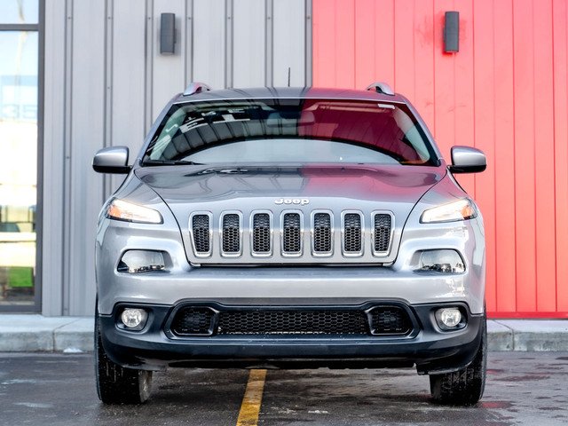  2016 Jeep Cherokee - North | Backup Cam | Remote Start | Low KM in Cars & Trucks in Saskatoon - Image 2
