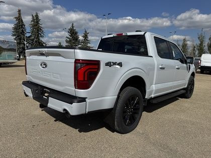 2025 Ford F-150 LARIAT 501A w/ BLACK PKG, TOW/HAUL PKF & MOONROO in Cars & Trucks in Edmonton - Image 3