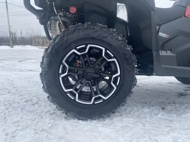 2025 CANAM OUTLANDER MAX XT 1000R! FINANCE @ $108 B/W!! in ATVs in Strathcona County - Image 9