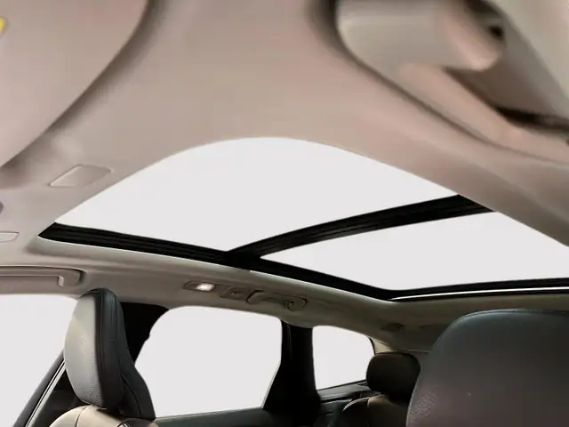 2024 Volvo XC60 B5 PLUS DARK CUIR TOIT PANO NAV 4RM in Cars & Trucks in Laval / North Shore - Image 11