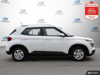 New Price! Odometer is 3561 kilometers below market average! Lunar White 2024 Hyundai Venue Preferre... (image 5)