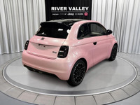 NAVIGATION SYSTEM, LED HEADLIGHTS, RAIN SENSING WIPERS, CLIMATE CONTROL, MULTI-ZONE A/C, REMOTE ENGI... (image 6)