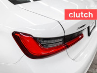 NO ACCIDENTS / CLEAN CARFAX / 1 OWNER / Auto Dimming Rearview Mirror, Front Heated Seats, Rear Heate... (image 9)