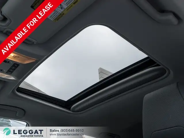 2020 Toyota RAV4 XLE FWD in Cars & Trucks in Hamilton - Image 19
