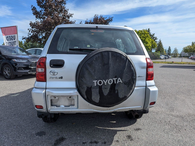 2004 Toyota RAV4 in Cars & Trucks in Ottawa - Image 2