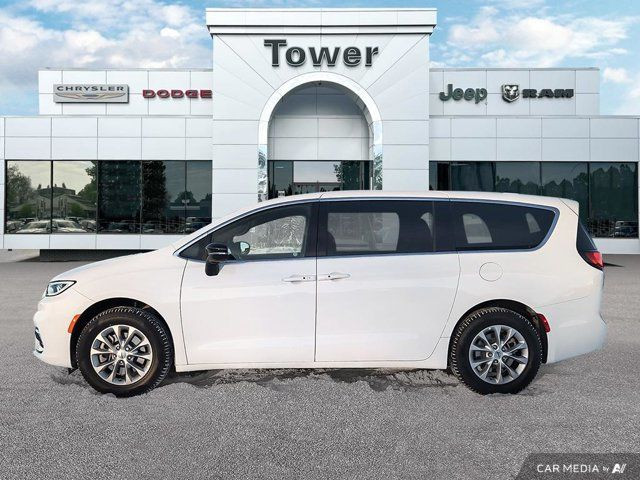 2025 Chrysler Pacifica Select in Cars & Trucks in Calgary - Image 3