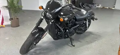 APPLY NOW: https://www.ridecollective.ca/get-pre-approved The 2017 HARLEY-DAVIDSON XG500 (Street 500...