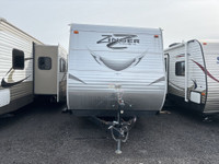  2017 Crossroads RV Zinger