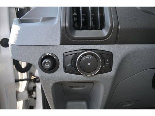 2019 Ford Transit Cargo Van Fully Certified. With warranty. in Cars & Trucks in Markham / York Region - Image 4