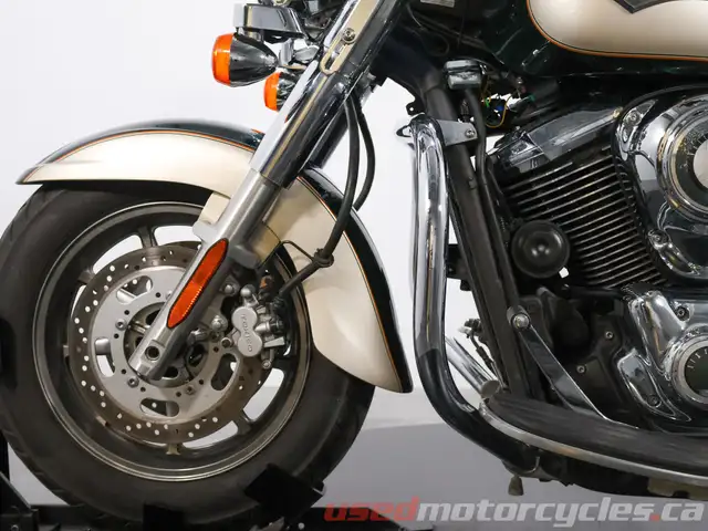 2009 Kawasaki Vulcan 1700 Classic LT in Street, Cruisers & Choppers in Kelowna - Image 13