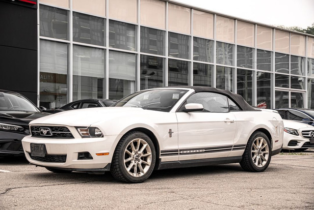 2010 Ford Mustang V6 CONVERTIBLE | LEATHER INT | CD PLAYER | in Cars & Trucks in Mississauga / Peel Region - Image 2
