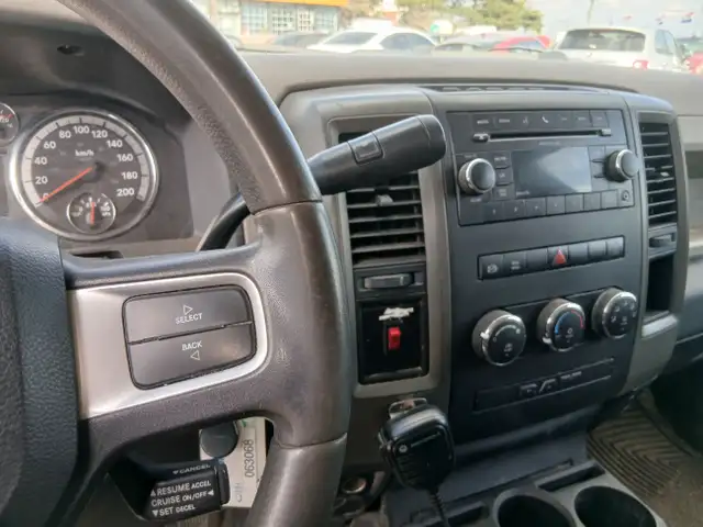 2011 Ram 2500 ST, dump box ,diesel RAM, 6.7L Cummins Diesel ,  in Cars & Trucks in Mississauga / Peel Region - Image 15