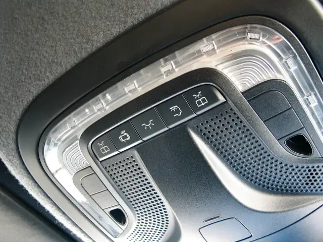 2022 Mercedes-Benz Sprinter 2500 Équipage 4x4 Emp. 170po. Toit S in Cars & Trucks in City of Montréal - Image 36