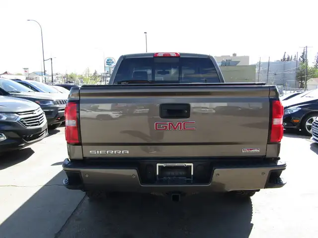 2015 GMC Sierra 1500 SLT ALL TERRAIN PKG 4WD CREW CAB 5.3L B.CAM in Cars & Trucks in Calgary - Image 8