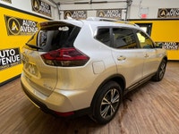 REFINED, VERSATILE, AND WELL-EQUIPPED THIS 2018 NISSAN ROGUE AWD SL DELIVERS A BALANCED BLEND OF COM... (image 4)