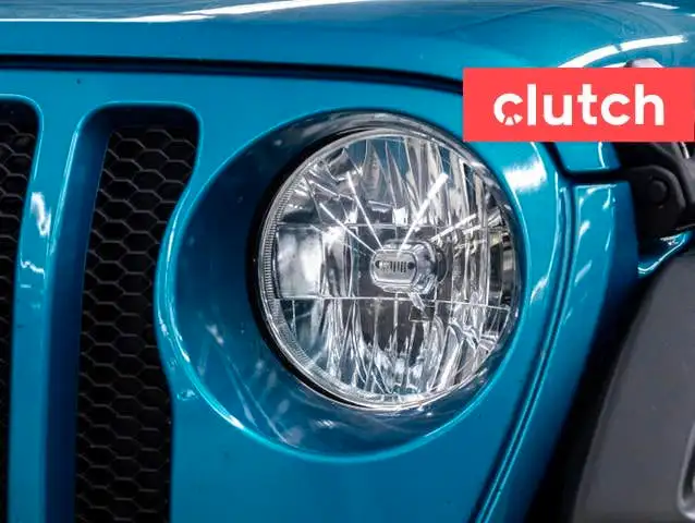 2020 Jeep Wrangler Sport 4WD w/ Rearview Cam, Cruise Control, 12 in Cars & Trucks in Bedford - Image 9