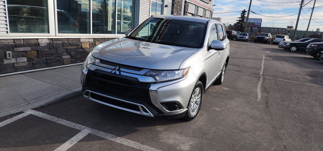 2019 Mitsubishi Outlander ES AWC in Cars & Trucks in Calgary - Image 2