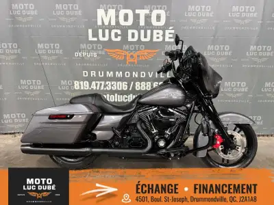 Harley-Davidson FLHXS Street Glide Special 2014 58 202 KM MOTO CANADIENNE ALARME FREINS ABS NAVIGATI...
