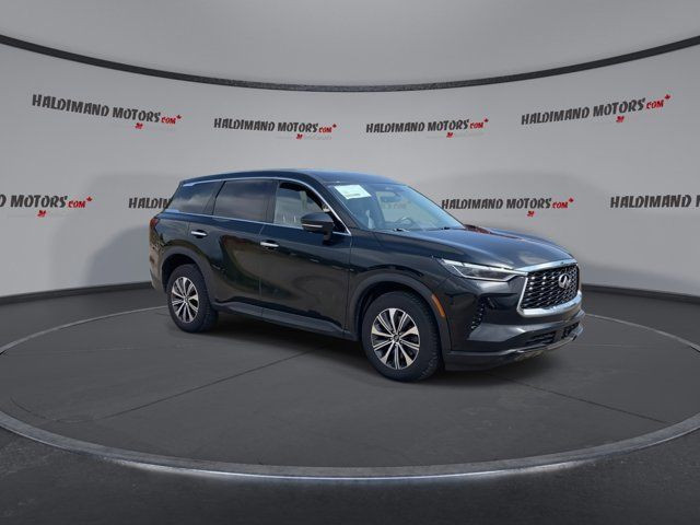 2023 INFINITI QX60 PURE AWD | Panoramic Roof in Cars & Trucks in Hamilton - Image 2