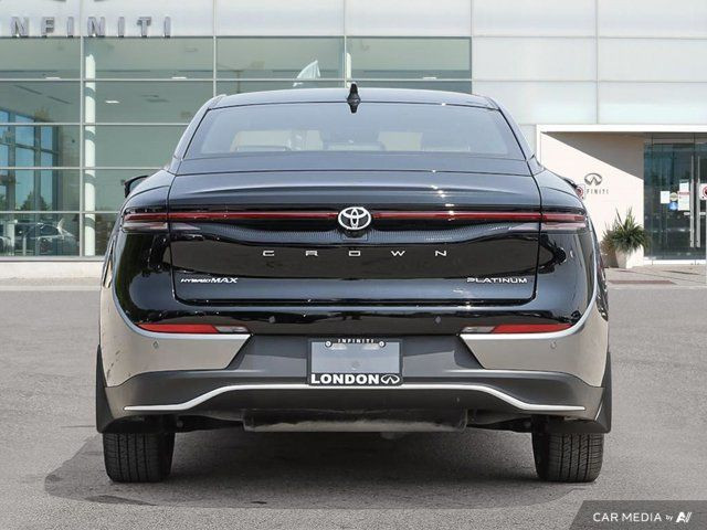 2023 Toyota Crown Platinum in Cars & Trucks in London - Image 4