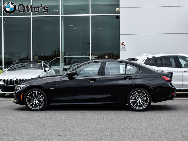 2022 BMW 330e xDrive Sedan in Cars & Trucks in Ottawa - Image 3