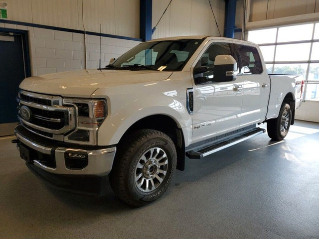  2022 Ford F-350 LARIAT W/FX4 OFF ROAD PACKAGE in Cars & Trucks in Moose Jaw