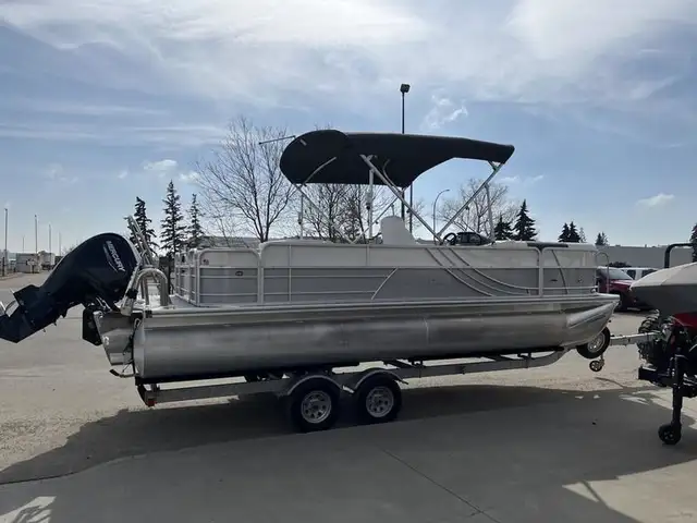 2022 South Bay S224FCR 3.0 in Powerboats & Motorboats in Saskatoon - Image 3