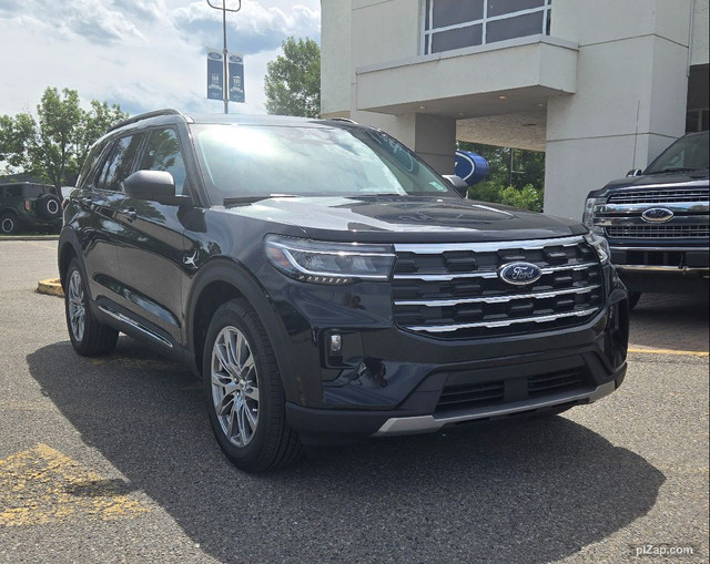 2025 Ford Explorer ACTIVE | PANO ROOF | COMFORT PACKAGE in Cars & Trucks in Calgary - Image 2